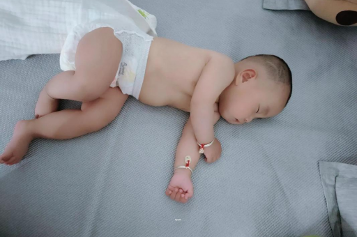 吉林宝宝突然很多眼屎