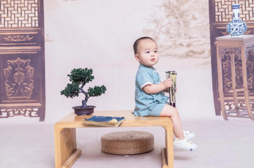 吉林蜡笔小新美伢怀孕